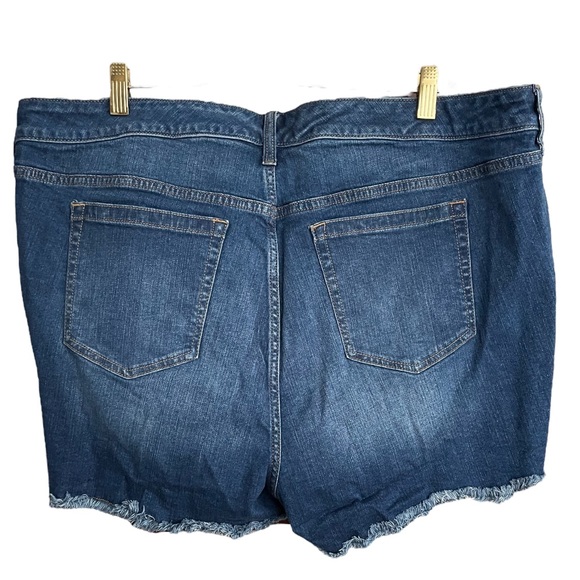 Torrid Distressed Jean Shorts EUC Size 20 - Picture 5 of 7